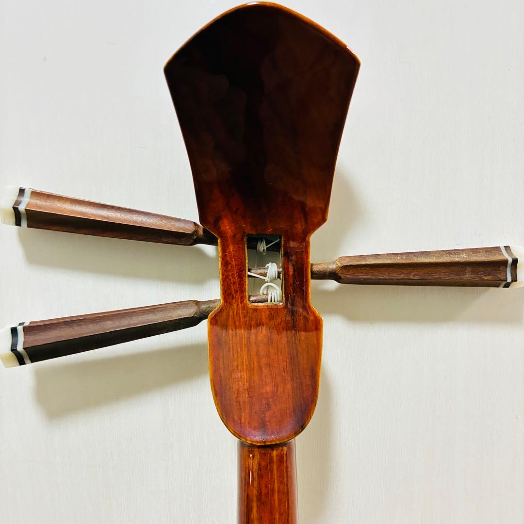 沖縄 三線 本蛇皮 強化張り　スンチー塗り ケース付き 琉球 民族楽器