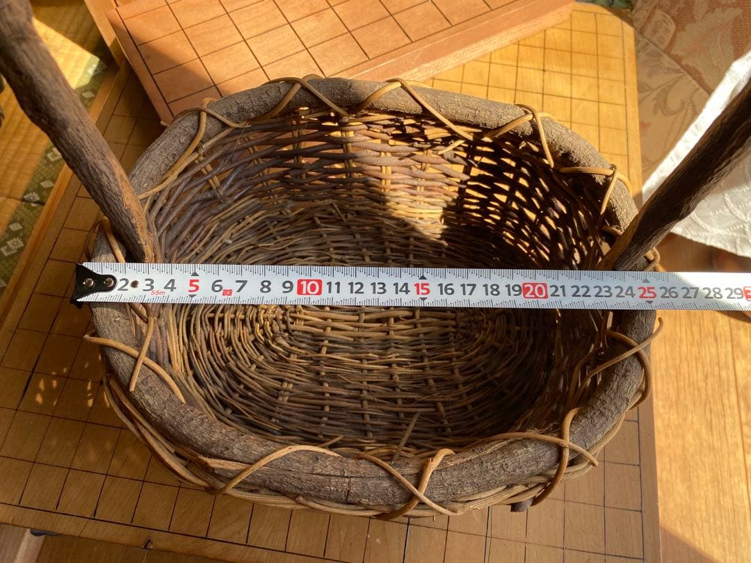 天然素材の円形バスケット 籠 バスケット カゴ 手作りバスケット