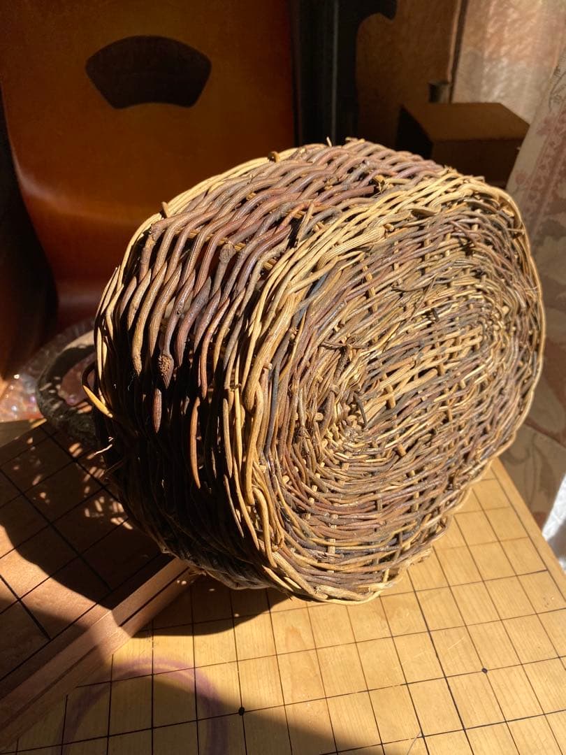 天然素材の円形バスケット 籠 バスケット カゴ 手作りバスケット