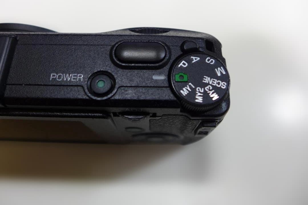 ★RICOH GR DIGITAL IVバッテリー+充電器+取説+メモリー付き★