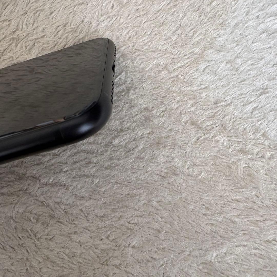 PhoneSE2 Black 64GB SIMロックなし