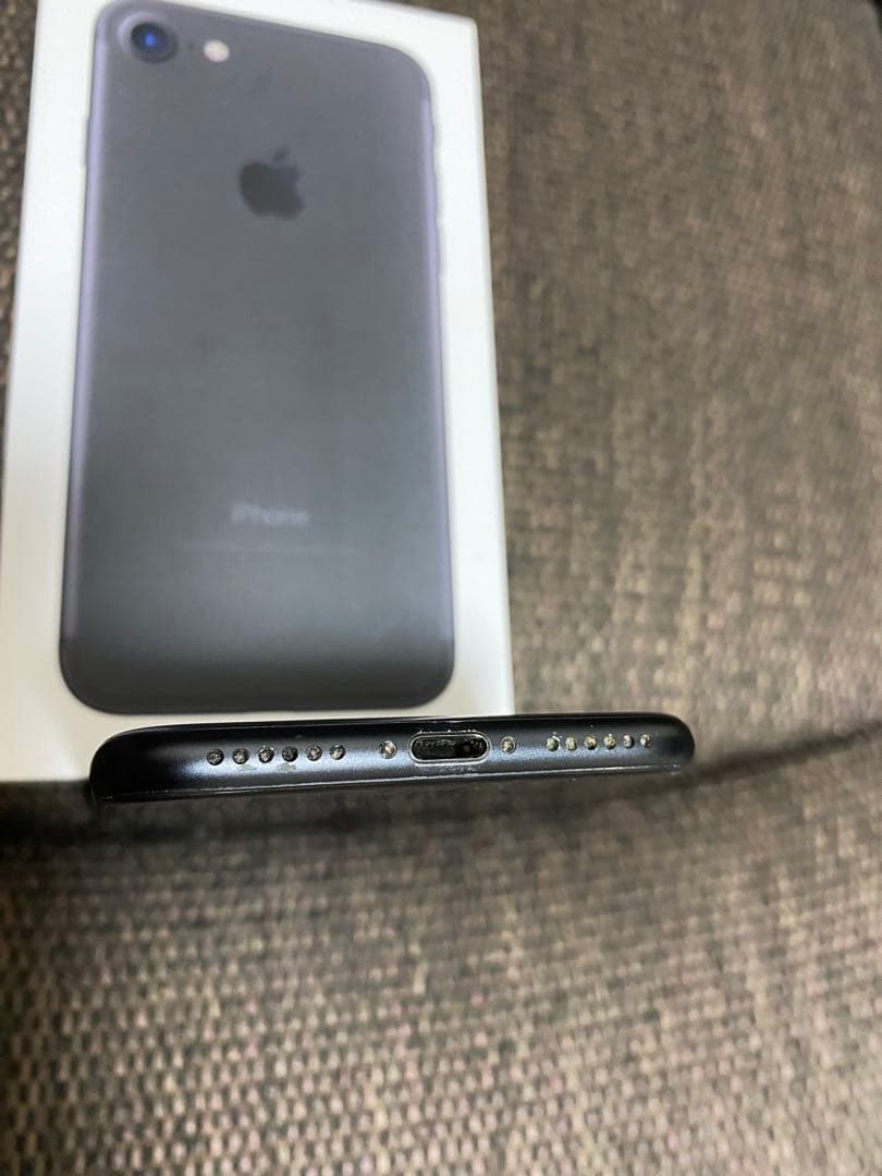 iPhone7 ブラック 128GB SoftBank 動作確認済み　初期化済み