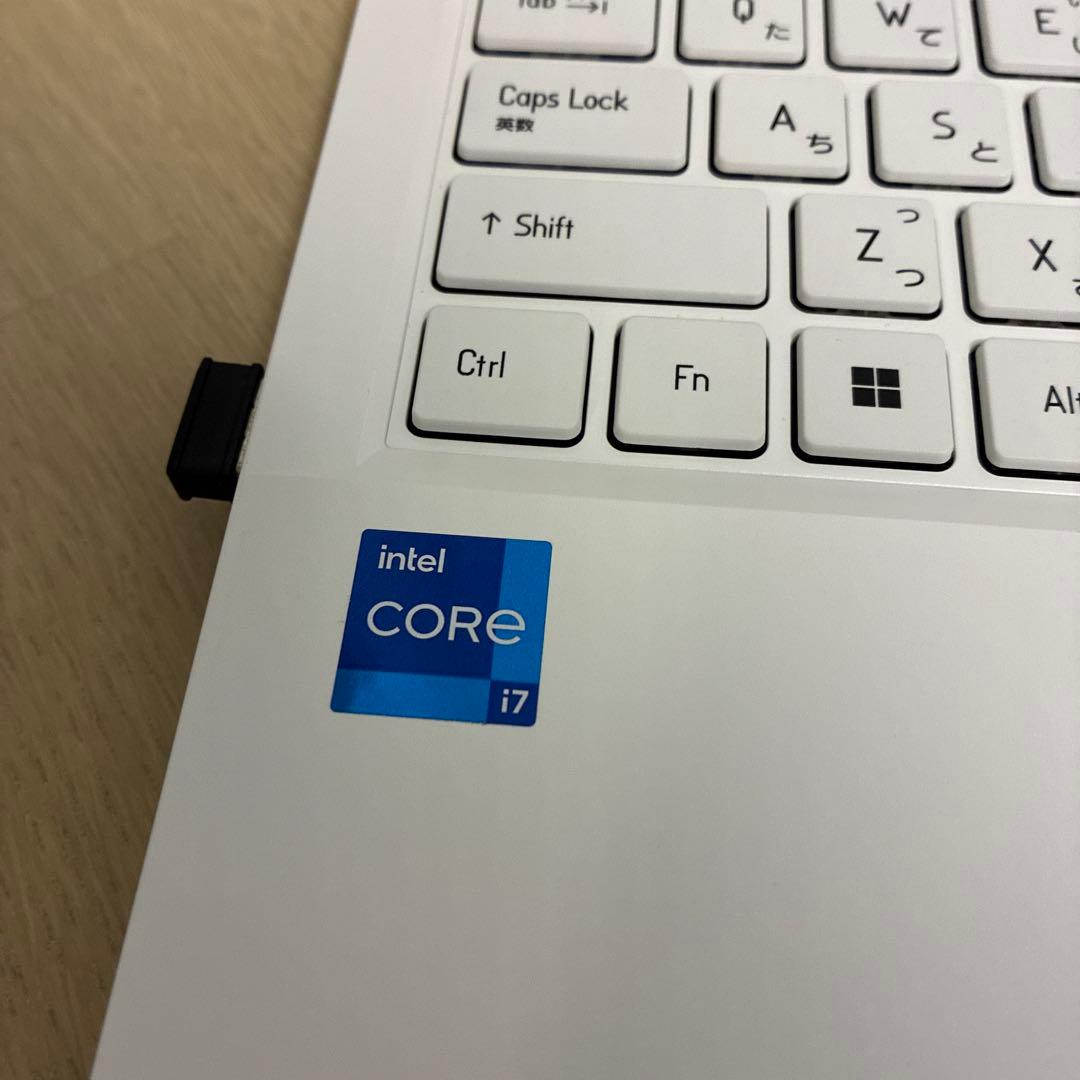 iiyama 15.6型　Intel i7 メモリ16GB ストレージ951GB