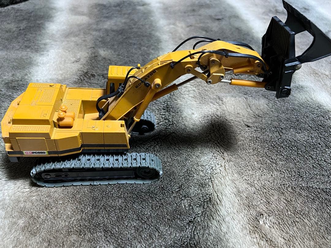 KOMATSU 建設機械　PC650 LOADING SHOVEL 重機ユンボ