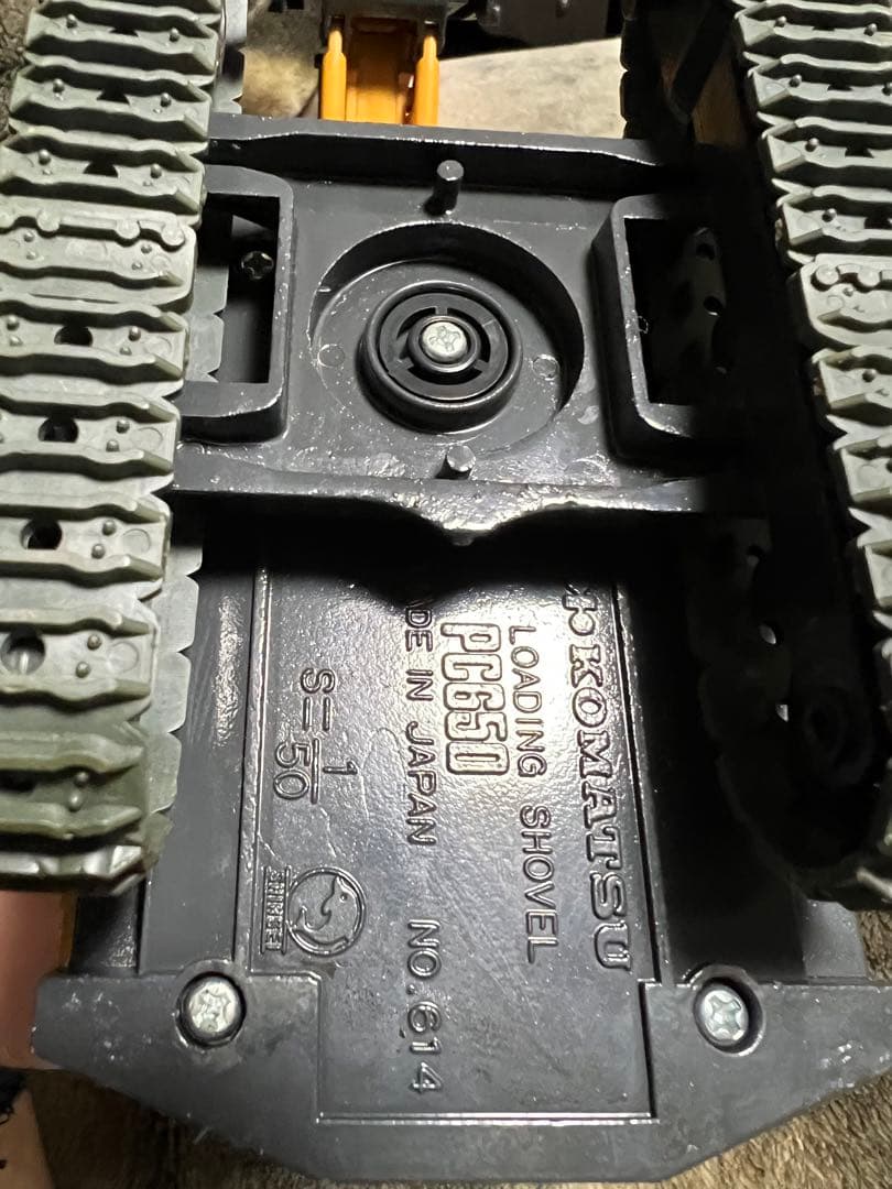 KOMATSU 建設機械　PC650 LOADING SHOVEL 重機ユンボ