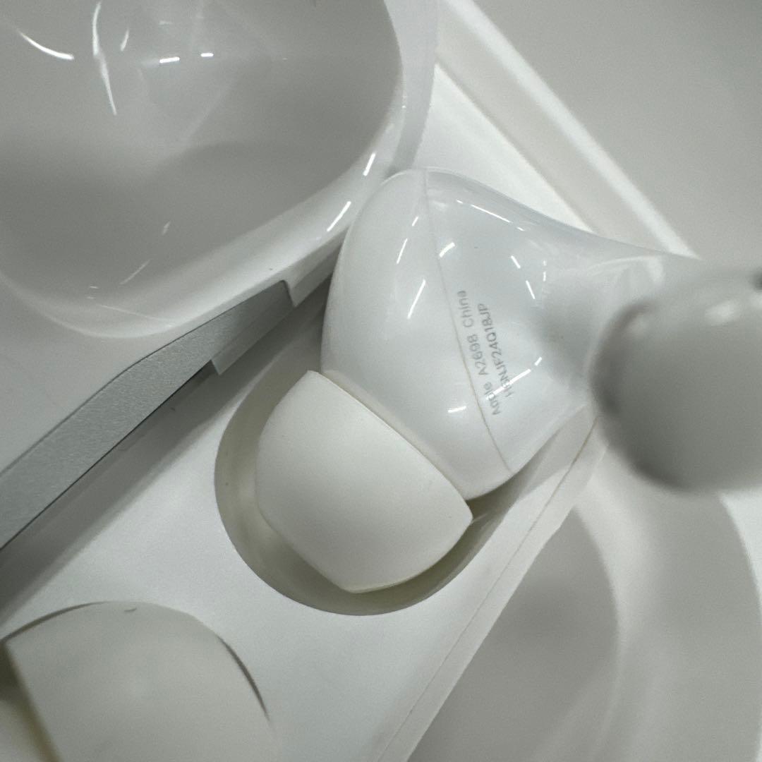 AirPods pro2 lightning本体 ホワイト 充電ケース付き