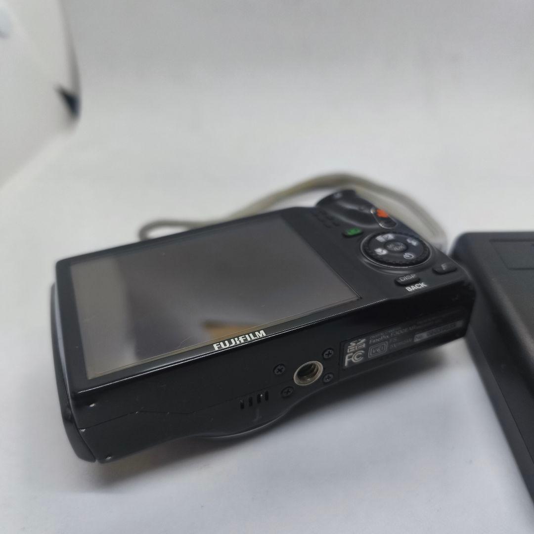【美品】FUJIFILM FINEPIX F300EXR ブラック　動作確認済