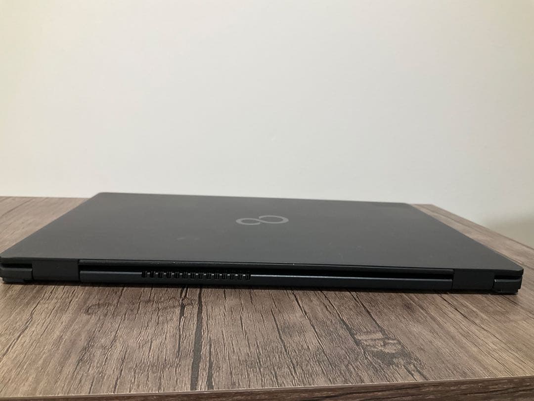 富士通LIFEBOOK U9311（第11世代i7メモリ16GB、Office付