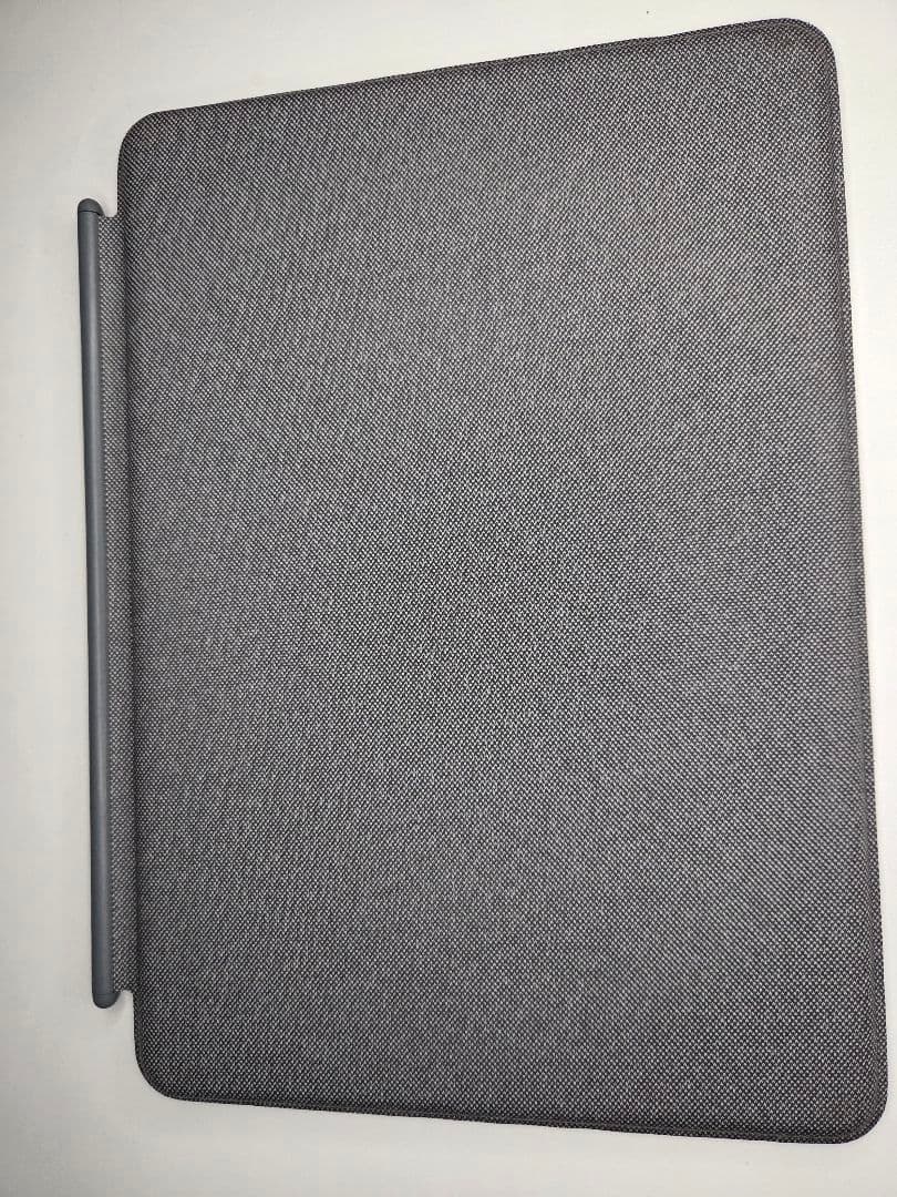 iPad 第9世代 64GB シルバー ＋ Logicoolキーボード