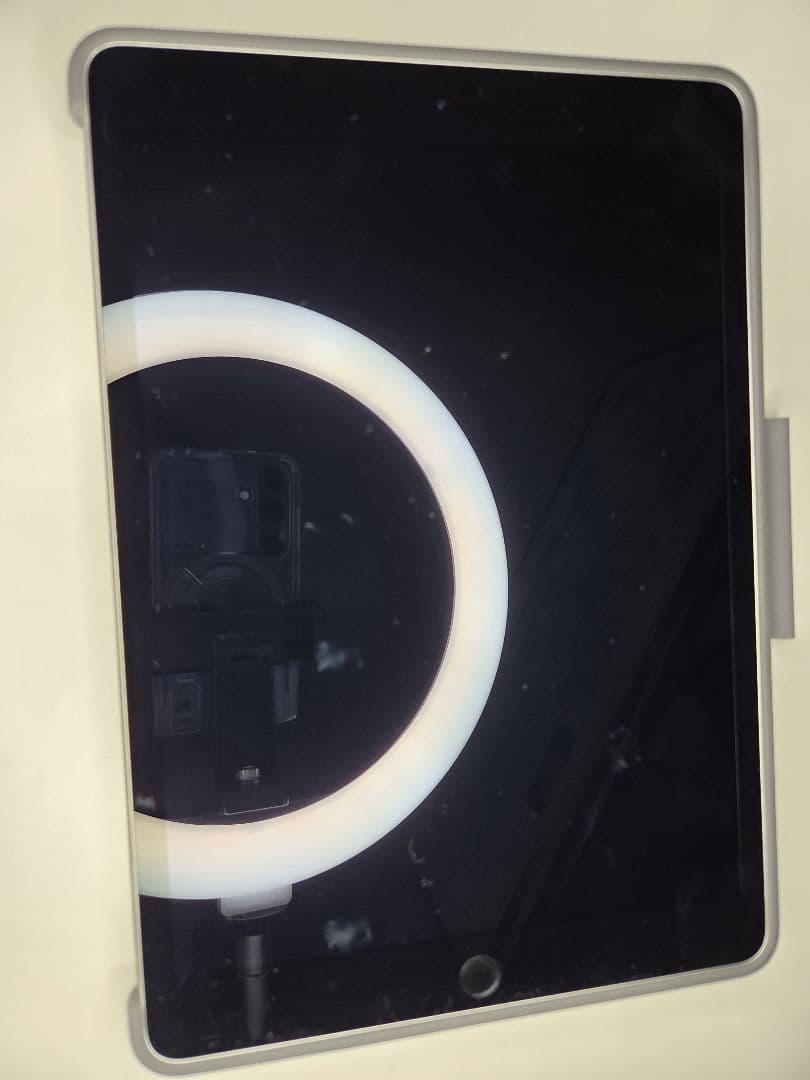 iPad 第9世代 64GB シルバー ＋ Logicoolキーボード