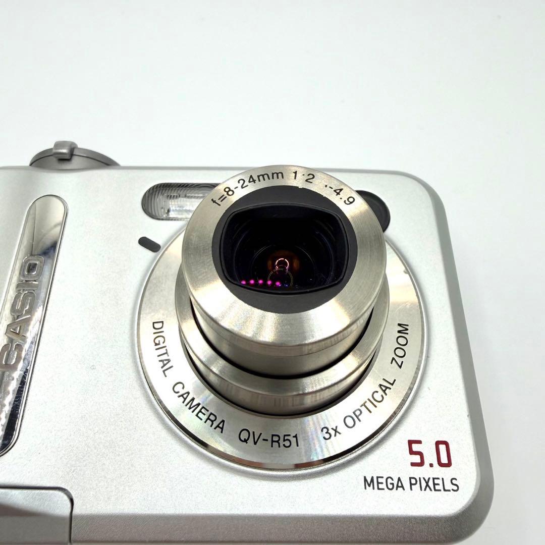 【動作品】CASIO QV-R51 コンデジ 単三電池 5MP CCD デジカメ