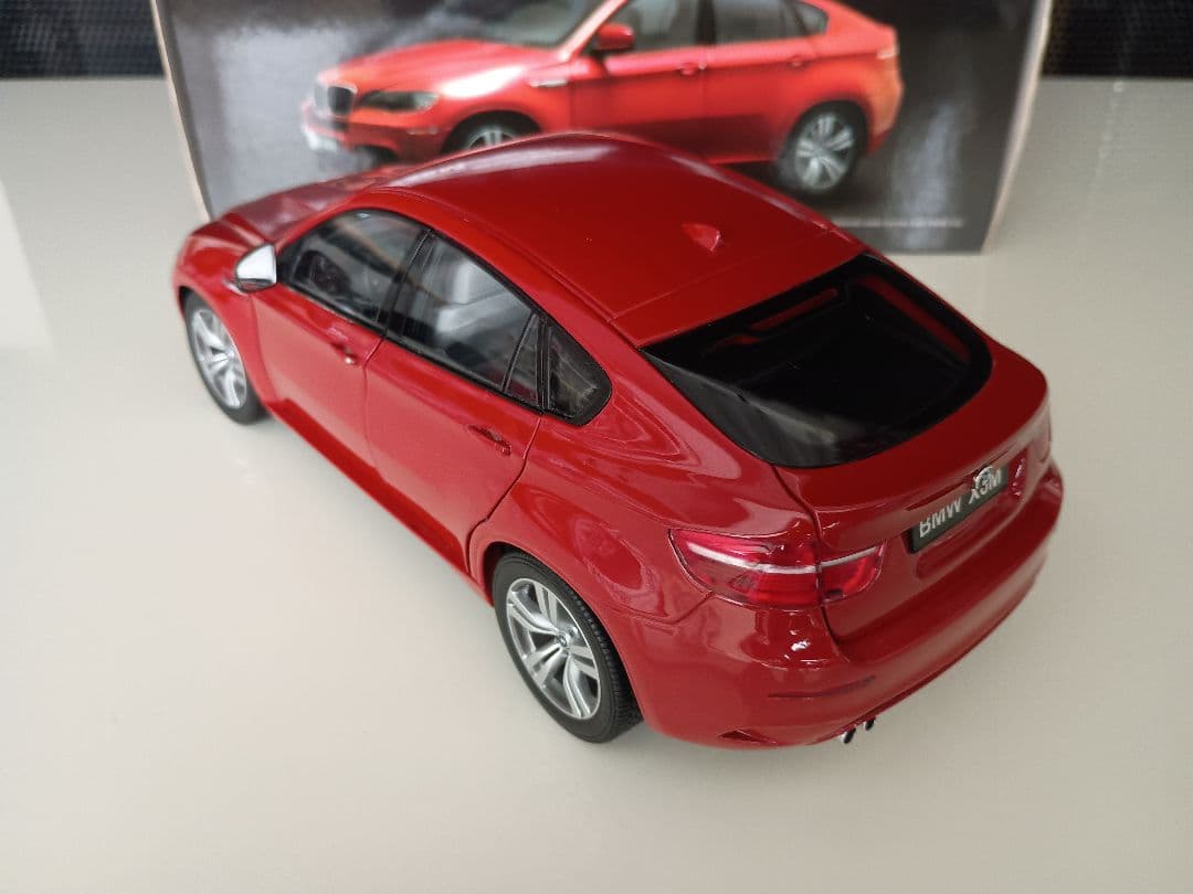 京商 kyosho  X6M E71M 2009 1/18