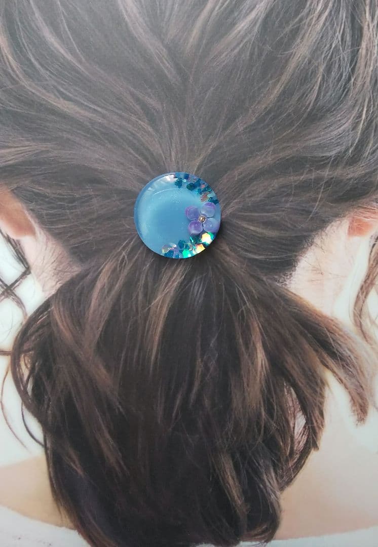 1粒アジサイ ブルーラウンドレジンヘアゴム