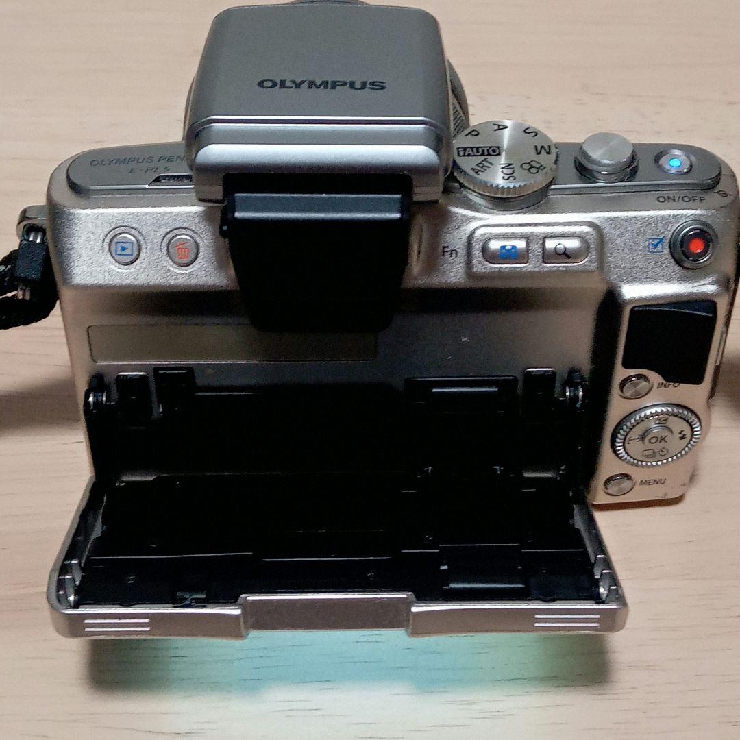 OLYMPUS オリンパス　PEN Lite E-PL5 カメラ