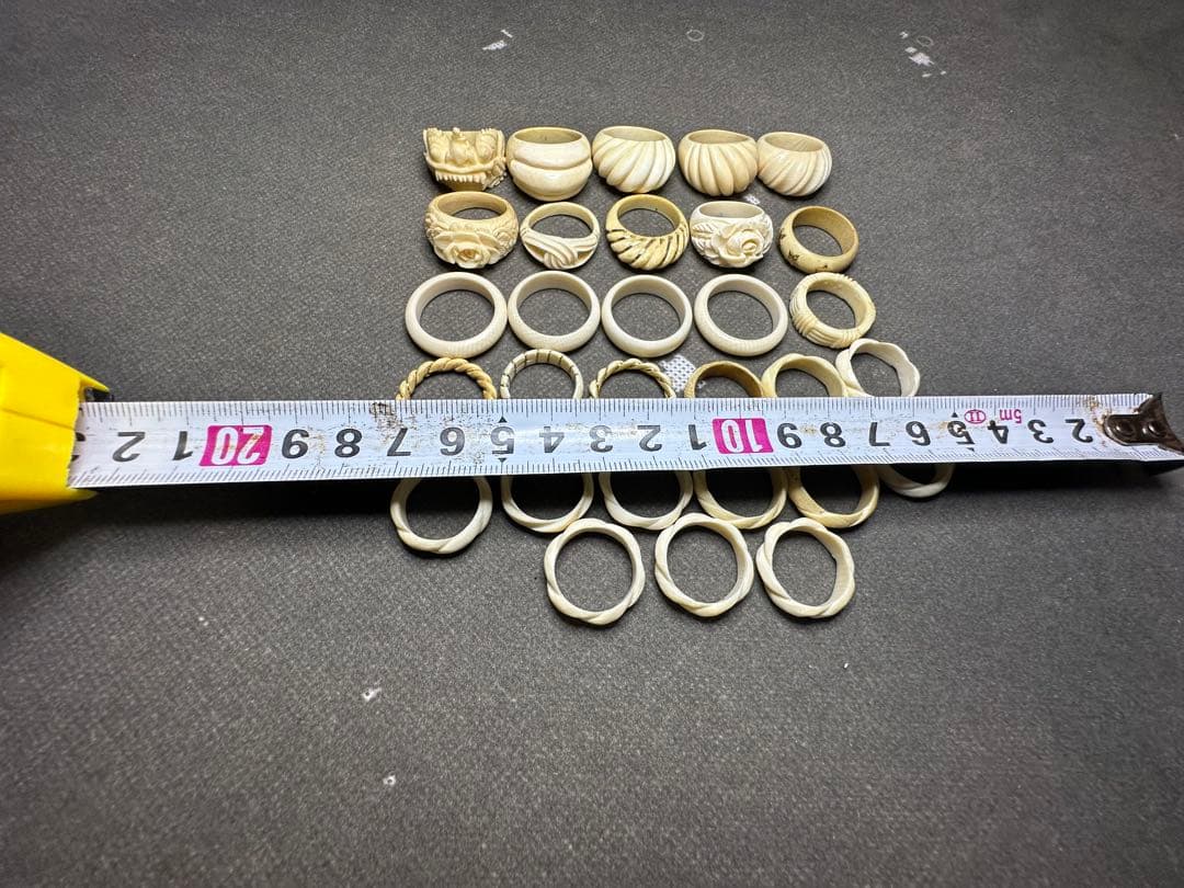極上　リング　まとめて　天然素材　鯨歯風　アンティーク　置物　骨董　飾り物