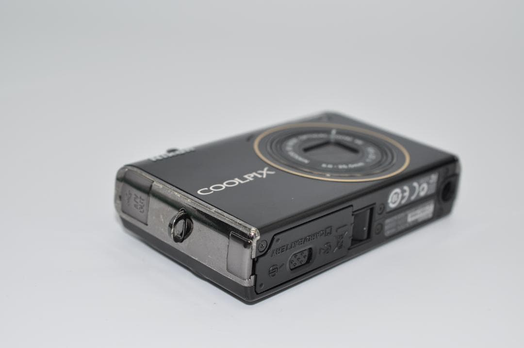 【完動品】Nikon COOLPIX S640