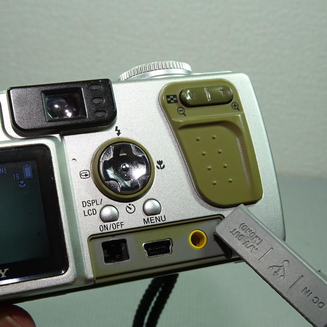 SONY DSC-P5 Cyber-shot 3.2メガ オールドデジカメ ソニ