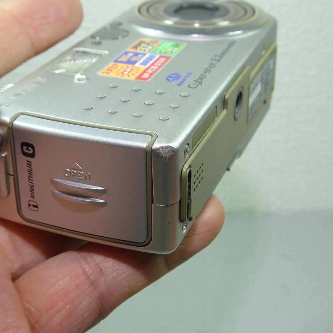 SONY DSC-P5 Cyber-shot 3.2メガ オールドデジカメ ソニ