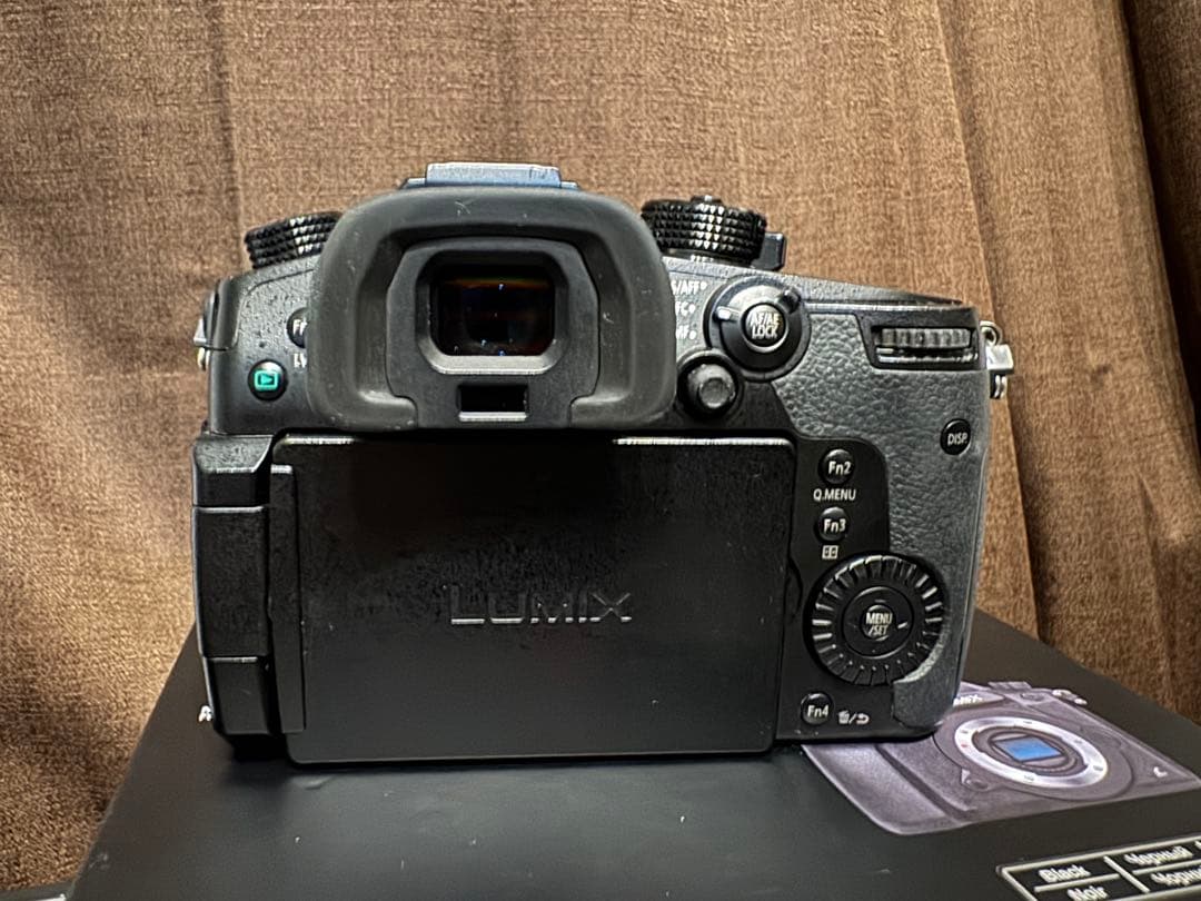 LUMIX DC-GH5 ミラーレス一眼カメラ dcカプラー付 4K動画撮影