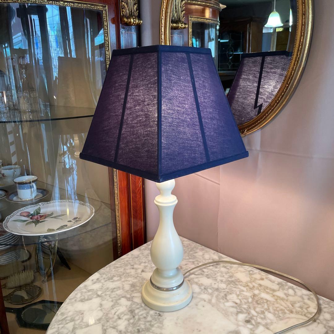 ネイビーカラーの素敵なランプ・USA