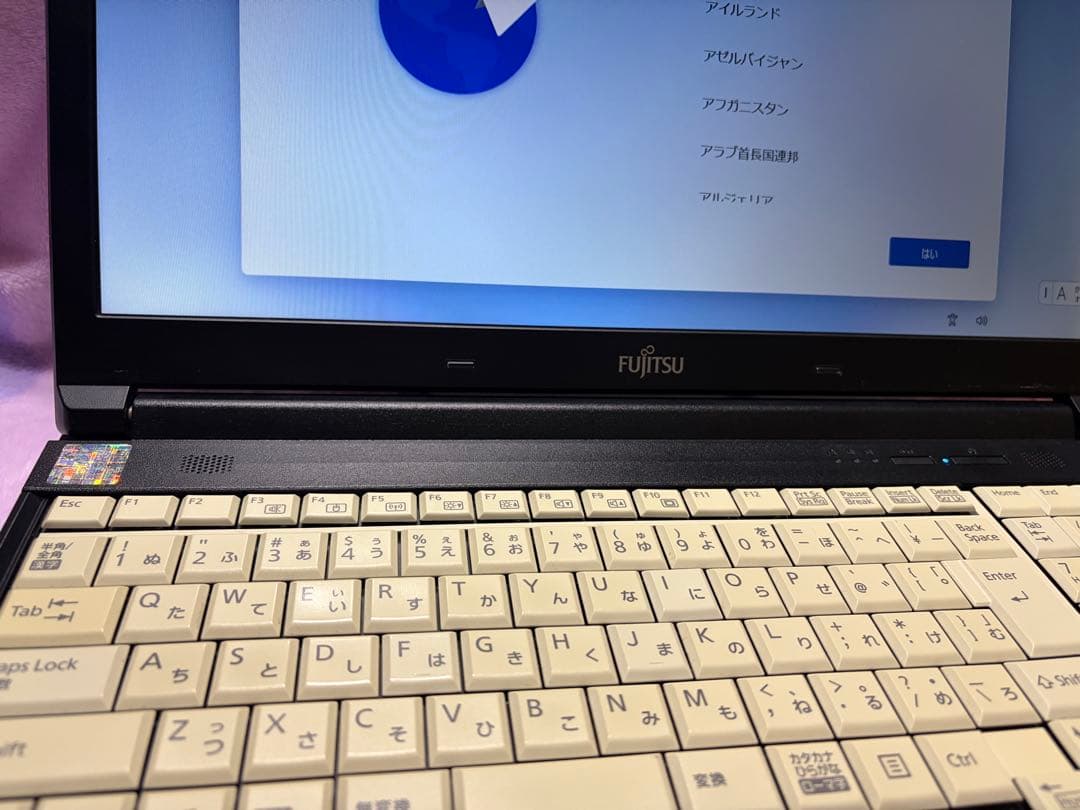 Fujitsu ノートPC 富士通 LIFEBOOK A747/T