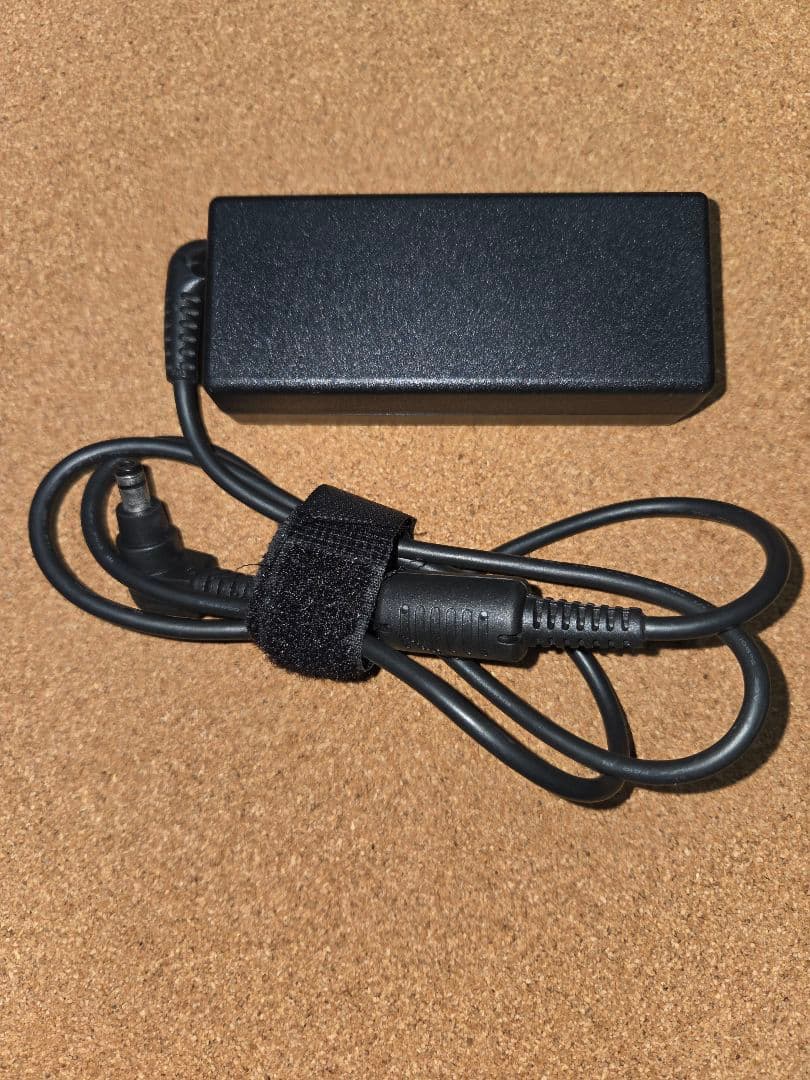 Windowsタブレット本体 Panasonic FZ-M1FQ43XVJ TOUGHPAD