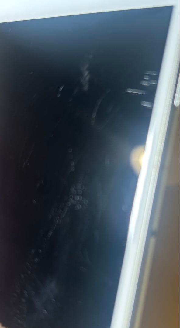 iPhone8 本体のみ　スマートフォン