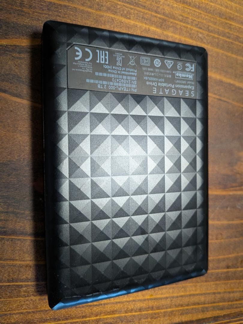 ELECOM 外付けポータブルハードディスク2.0TB