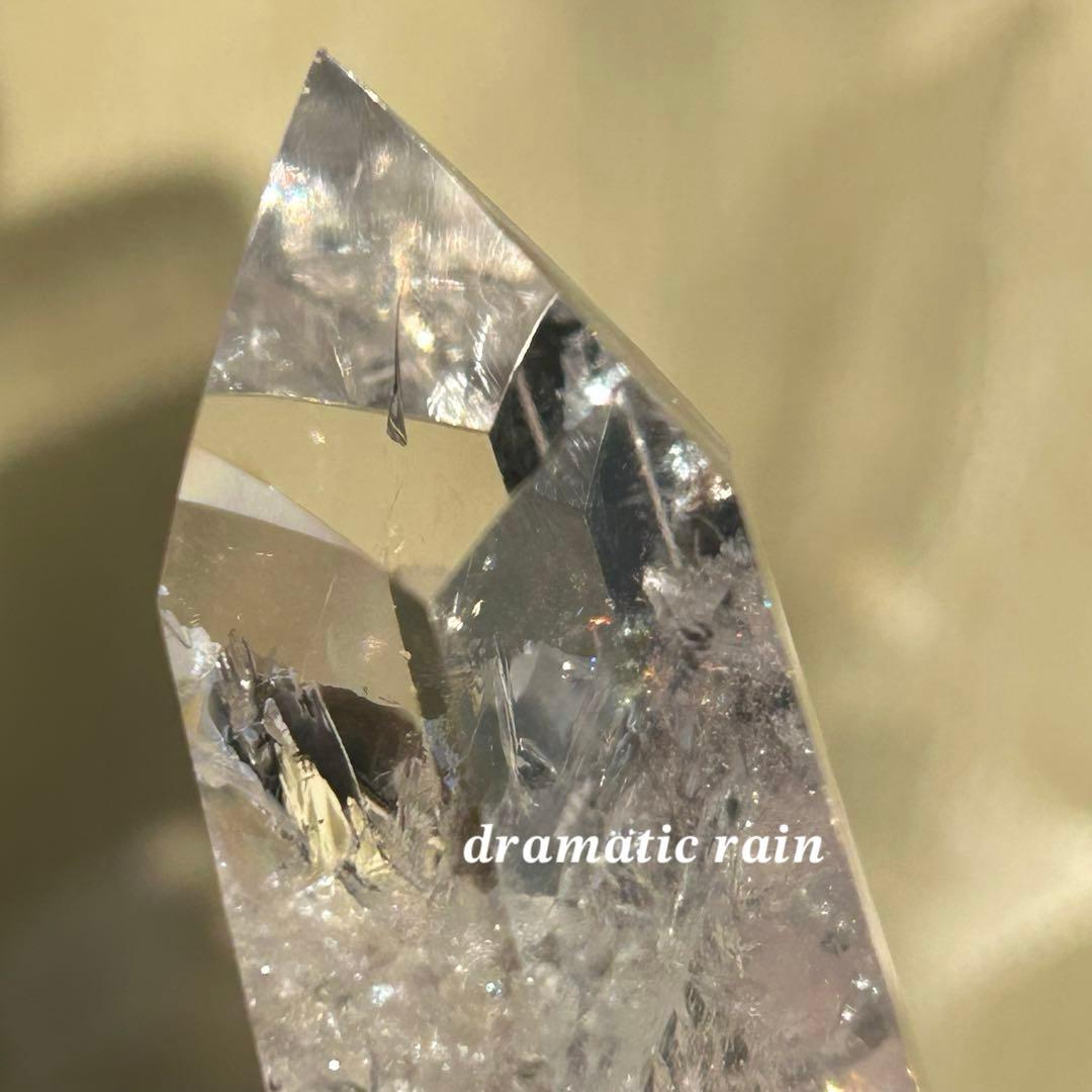 ピンククォーツ　ポイント　天然石　置物