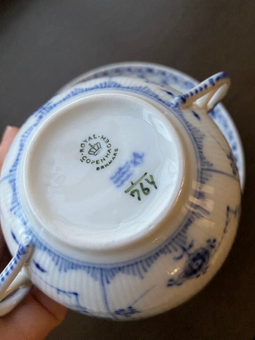 ロイヤルコペンハーゲンブルーフルーテッド1/764 金継ぎ難あり