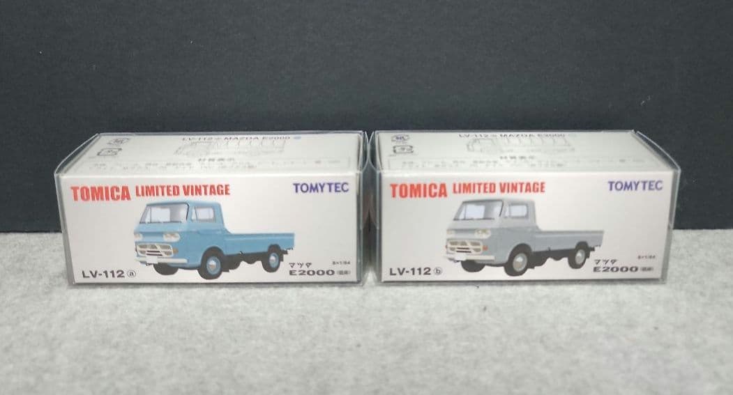 トミカリミテッドヴィンテージ マツダE2000