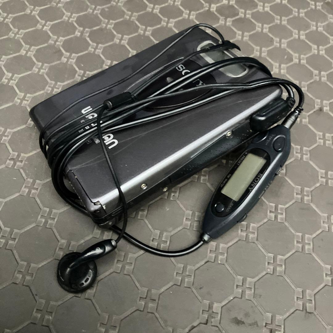 懐かしい　レア　SONY WALKMAN ラジオカセットプレーヤー WM-FX2