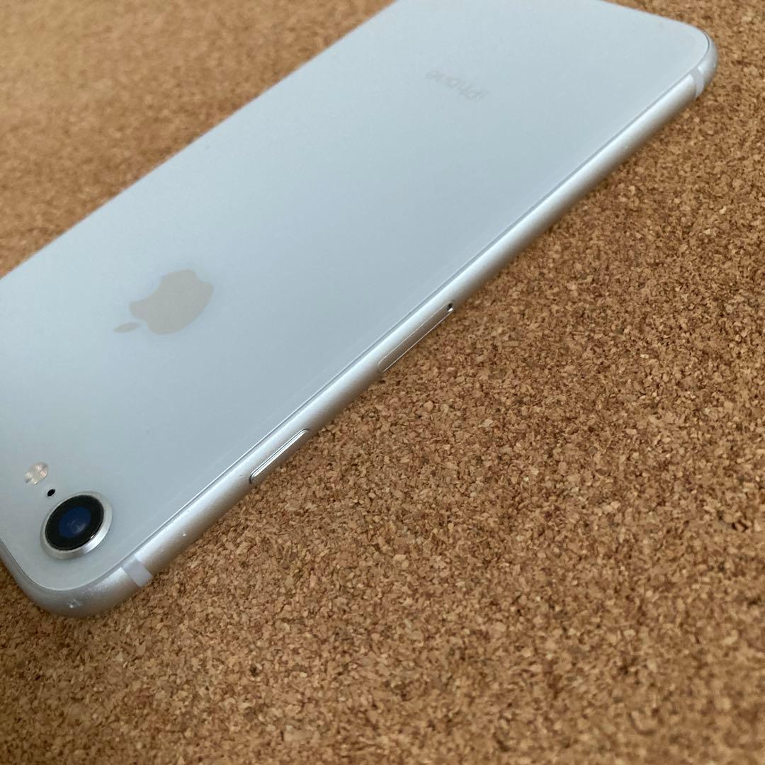 951【早い者勝ち】電池最良好☆iPhone8 64GB SIMフリー☆