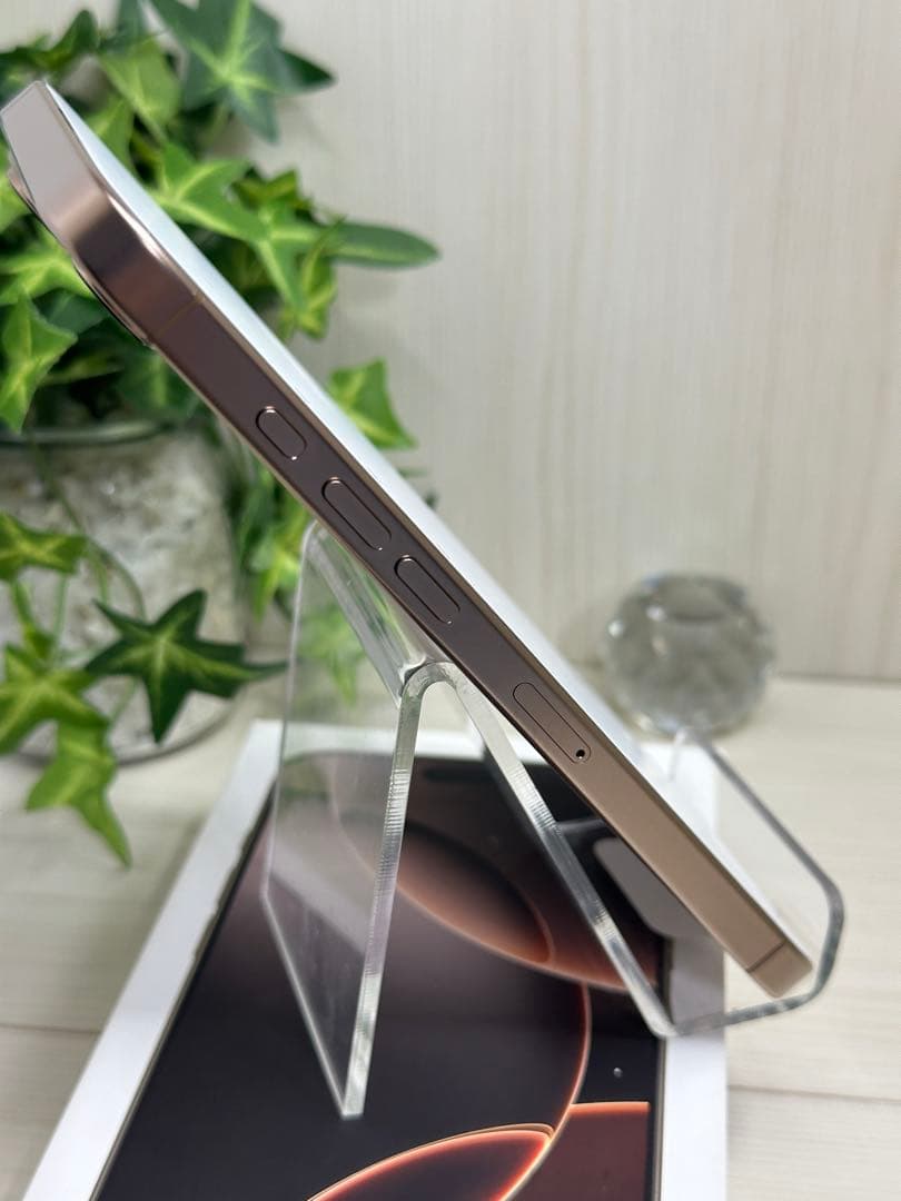 100％✨iPhone 16 Pro Max 256GB デザートチタニウム✨