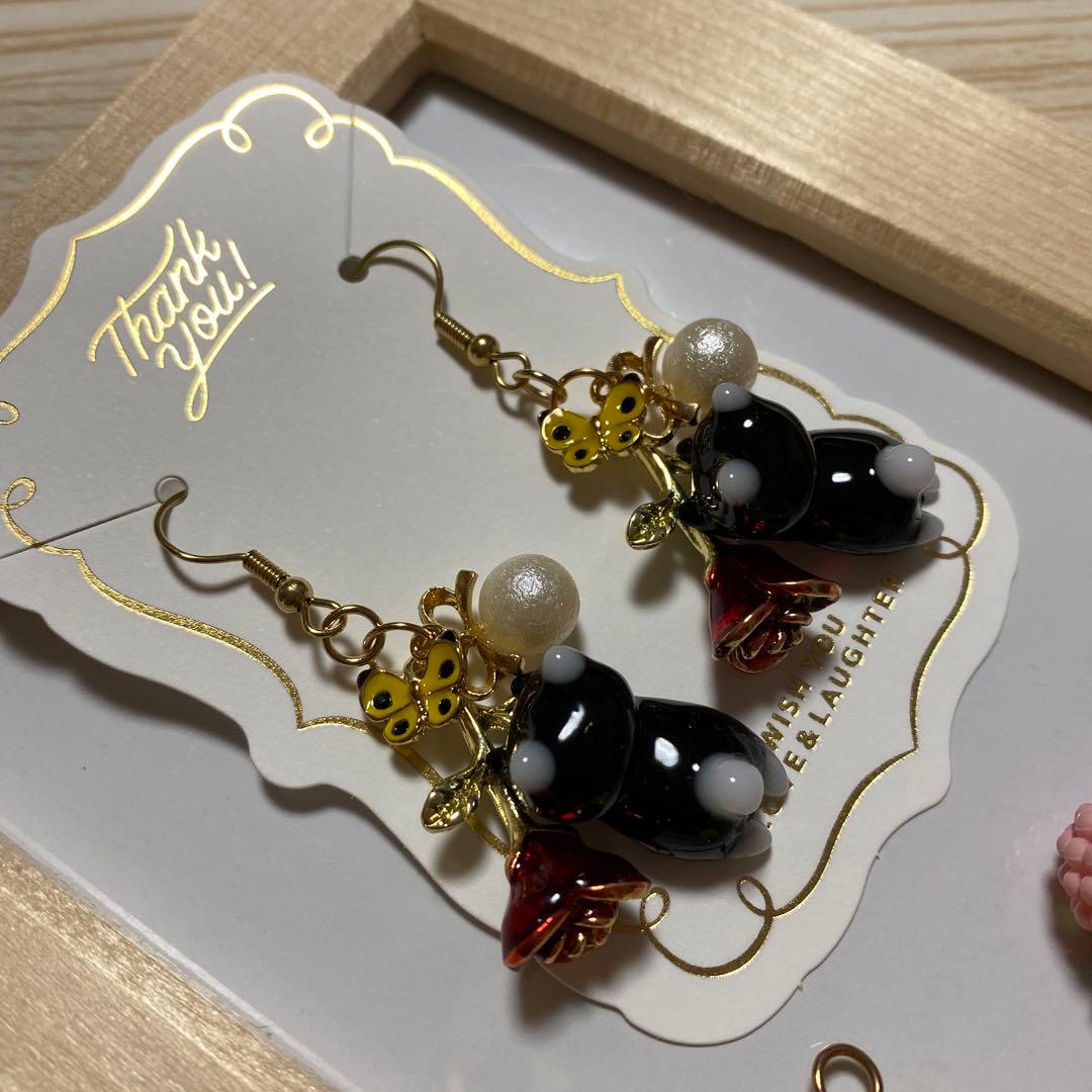 ★薔薇と蝶々と猫ちゃんピアス★