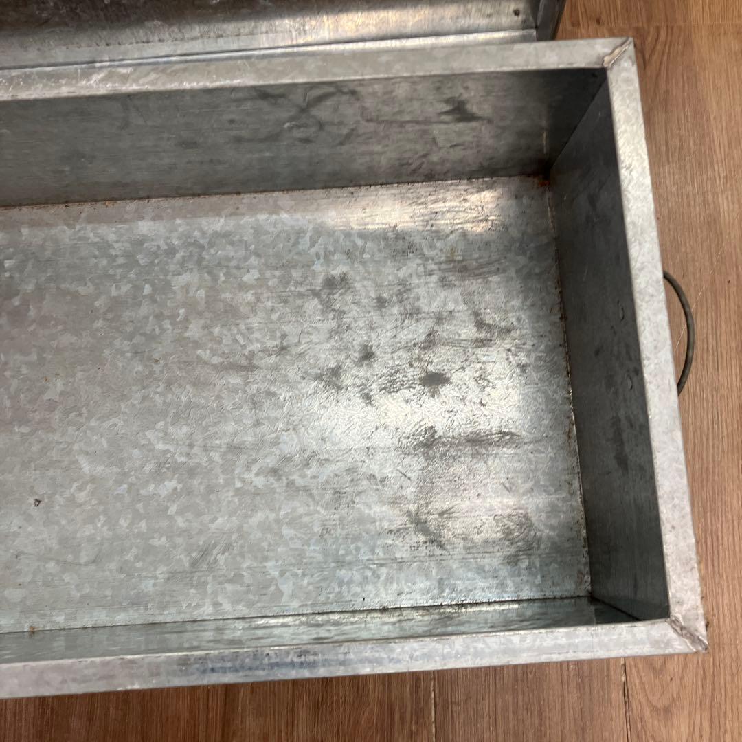 ②トタン 収納ボックス ブリキ 蓋付き 衣装ケース レトロ アンティーク 骨董