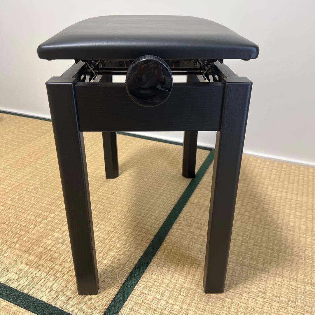y*o様 美品　YAMAHA ピアノ椅子　黒色　木目