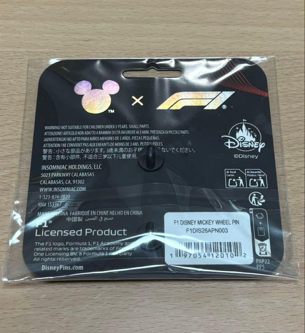 【新品・未開封】Disney Mickey × F1 コラボ ピンバッジ
