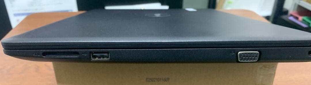 ■■DELL Latitude 3490■■ SSD256GB Offceなし
