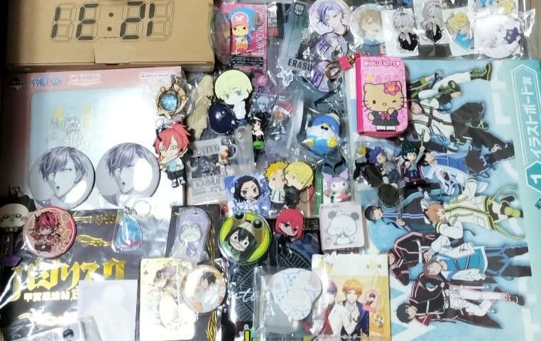 大量 まとめ売り ノンジャンル 紙類 ポストカード シール クリアファイル