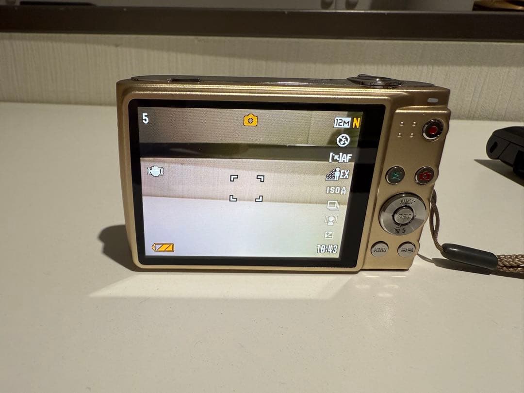 CASIO EXILIM EX-Z740 12.1MP 本体