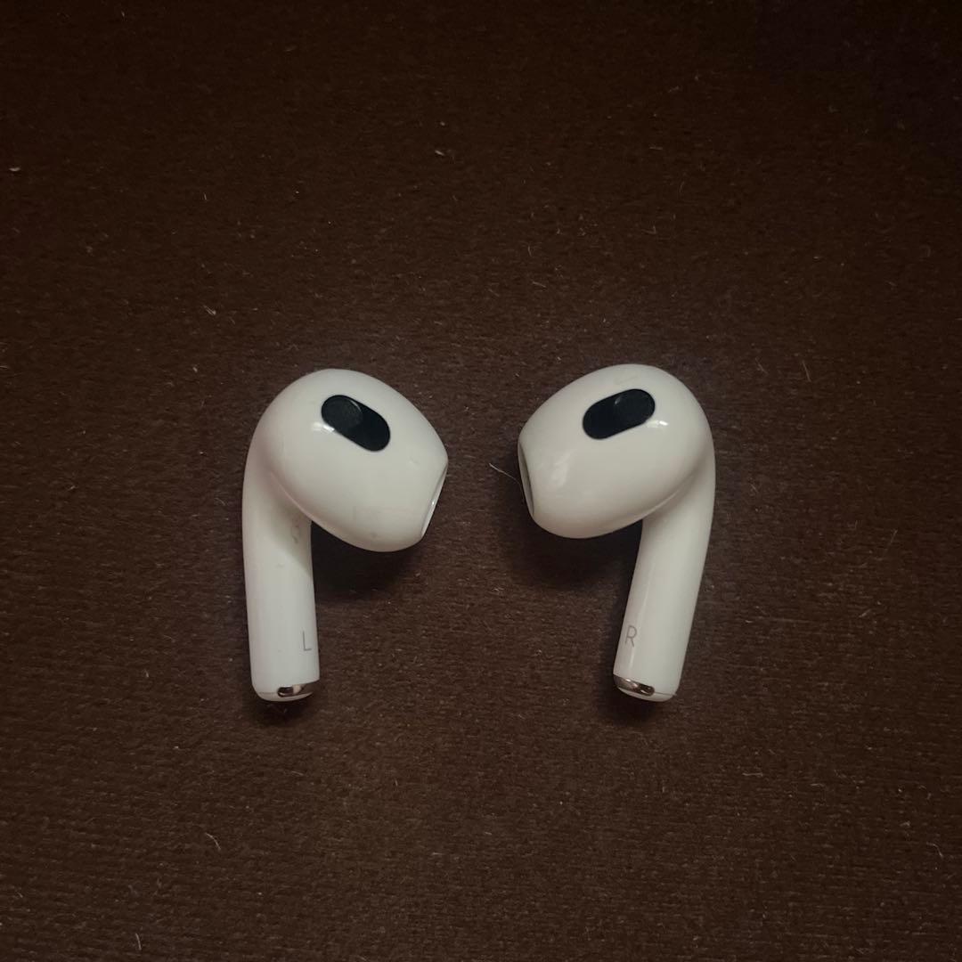AirPods A2564 第3世代