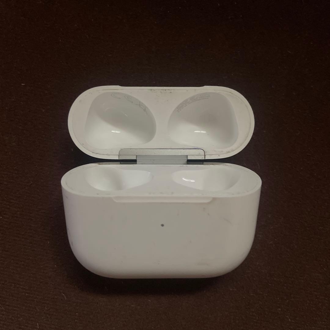 AirPods A2564 第3世代