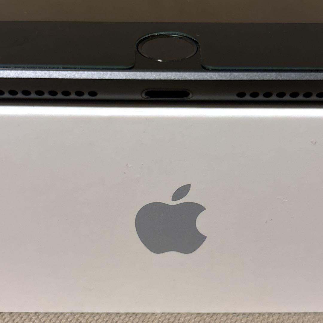 iPad第7世代128GBWi-Fiバッテリー80%希少iOS14付属品未使用