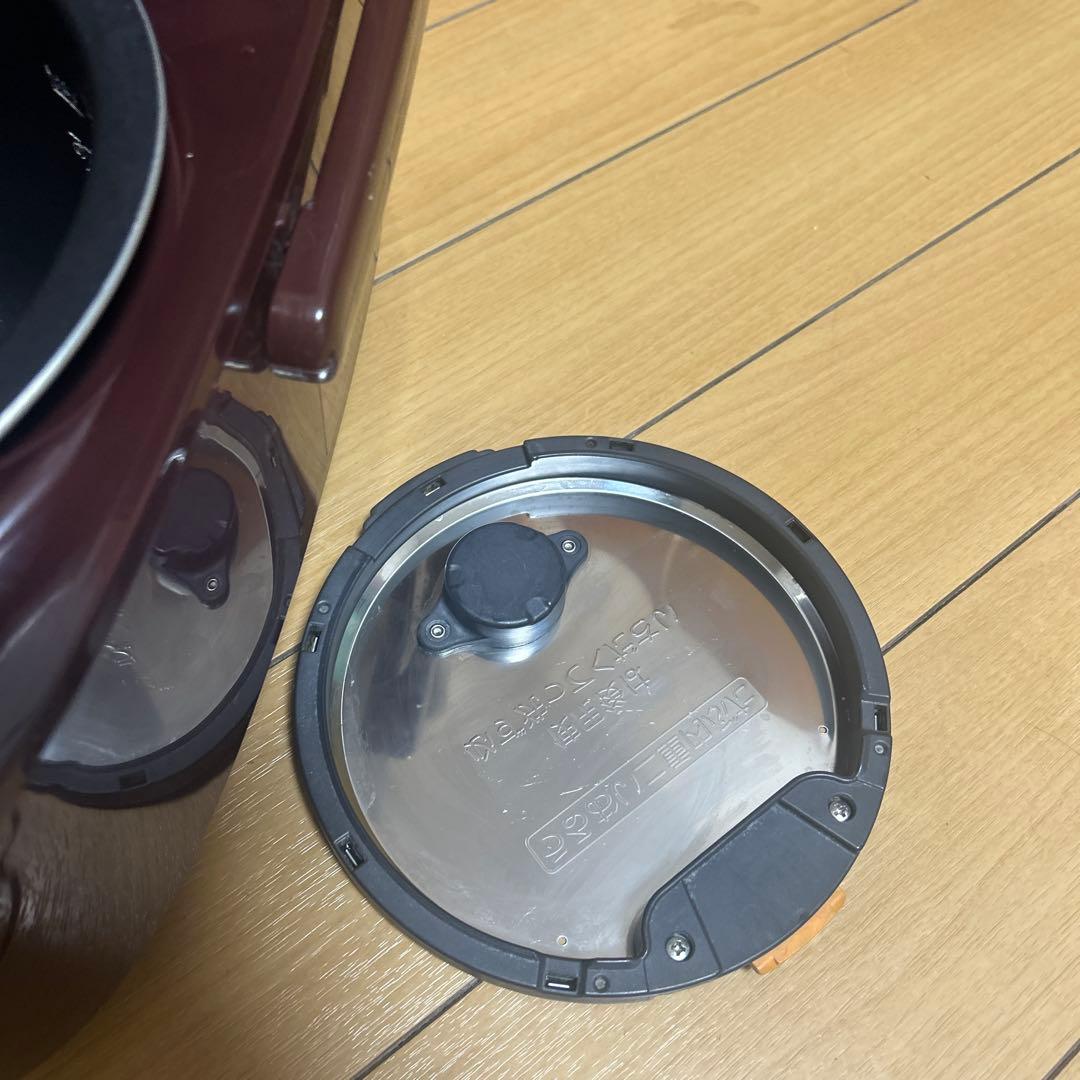 象印 NP-YT10 炊飯器 ワインレッド　2016年製　動作確認済み