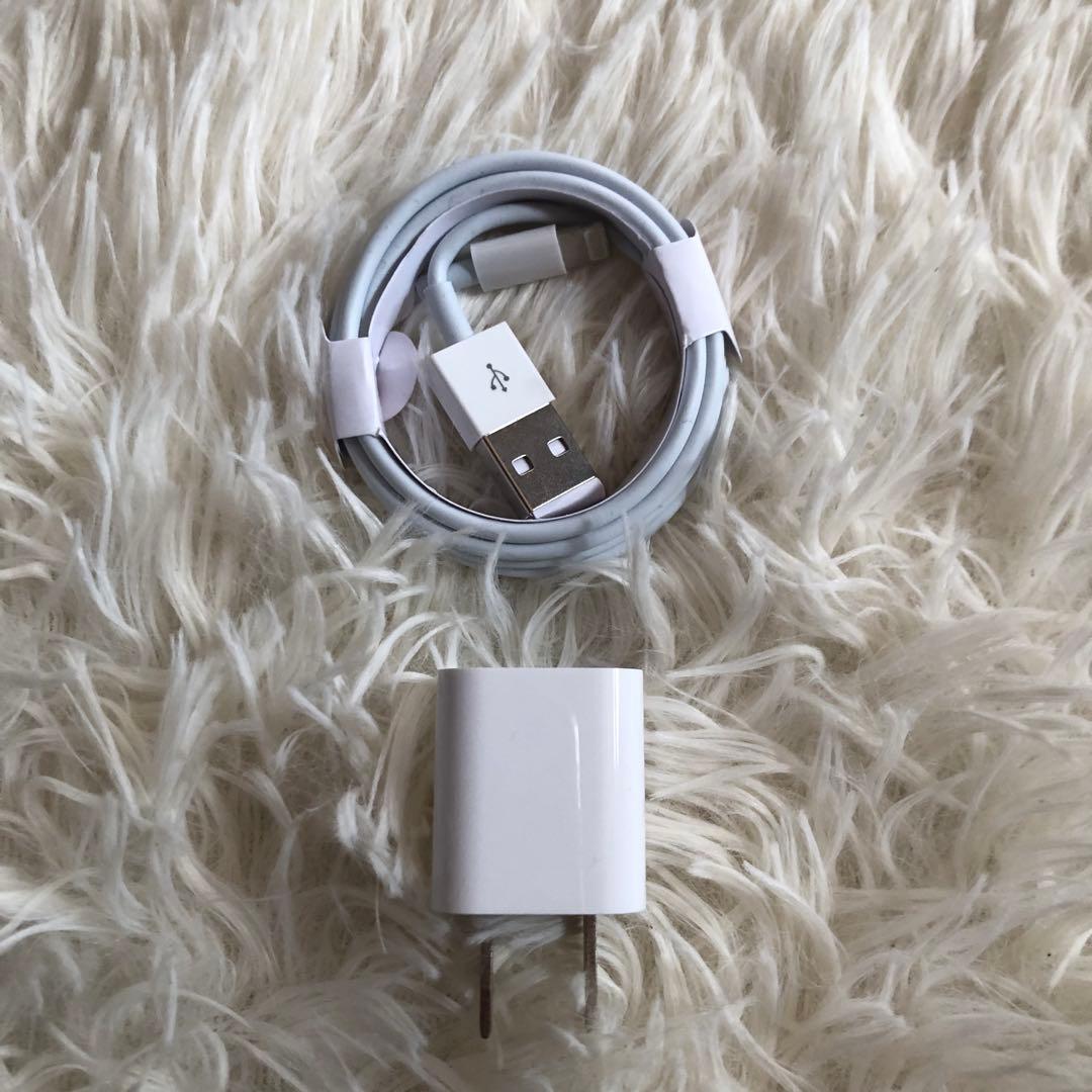 【完動品】iPad 第6世代 32GB 【すぐ発送】【付属品】