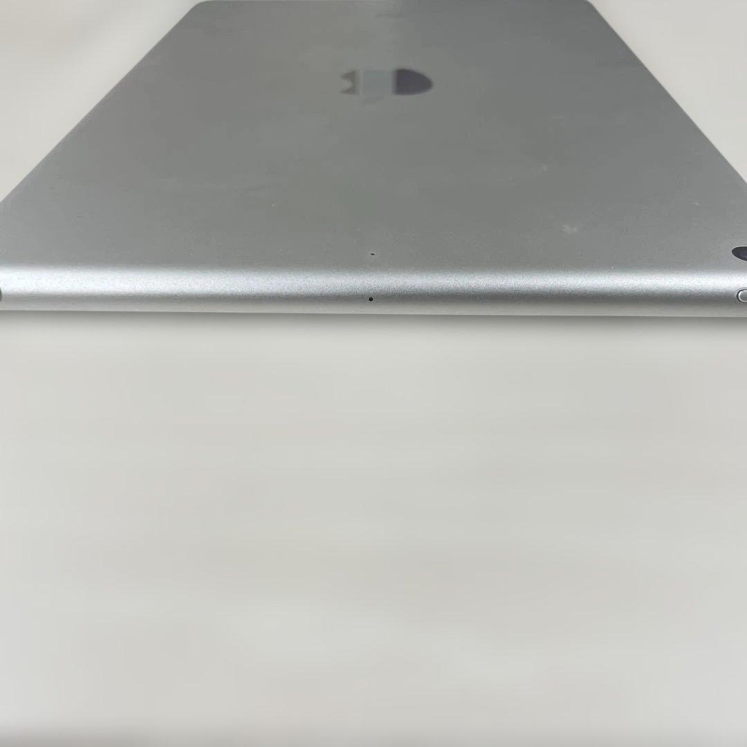 Apple iPad (第6世代) 32GB