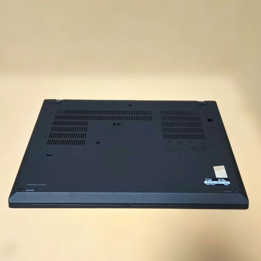 ThinkPad T14 Gen2 LTE タッチ 公式修理リフレッシュ済み！