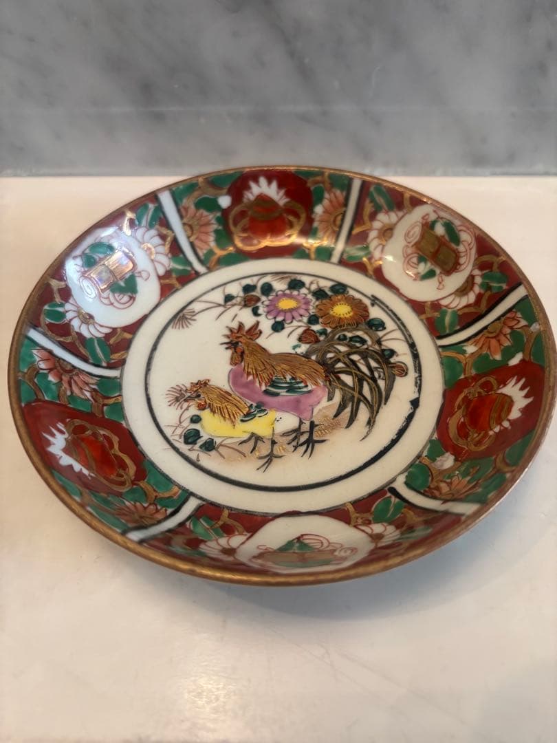 九谷焼明治期アンティークゴージャスな金彩溢れるニワトリやお花が美しい赤絵菊松図皿