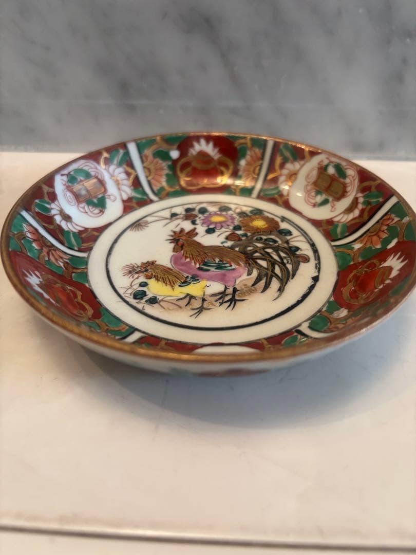 九谷焼明治期アンティークゴージャスな金彩溢れるニワトリやお花が美しい赤絵菊松図皿